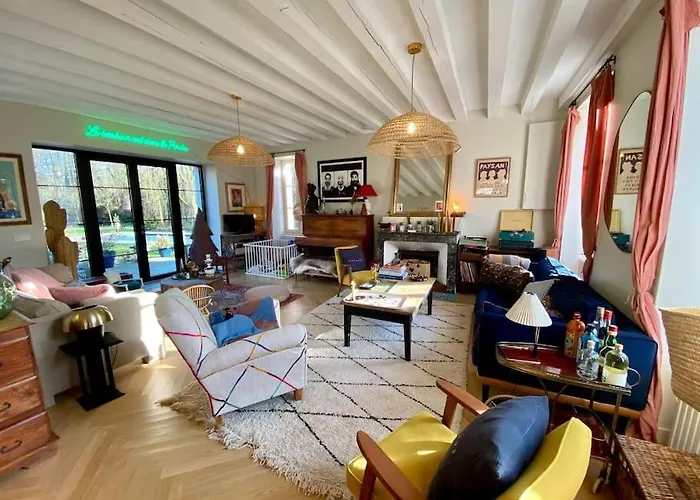 Belle Maison De Famille Perche Avec Piscine Prázdninový dům *