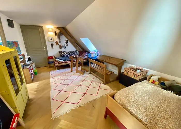 Prázdninový dům Belle Maison De Famille Perche Avec Piscine Planches