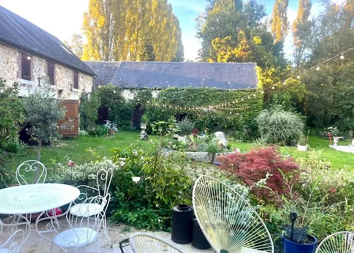 Belle Maison De Famille Perche Avec Piscine Prázdninový dům *